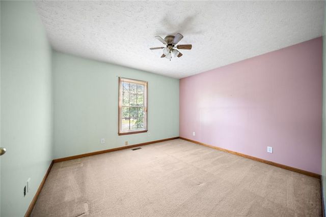 3933 Marguerite Drive NW, Acworth, GA 30101