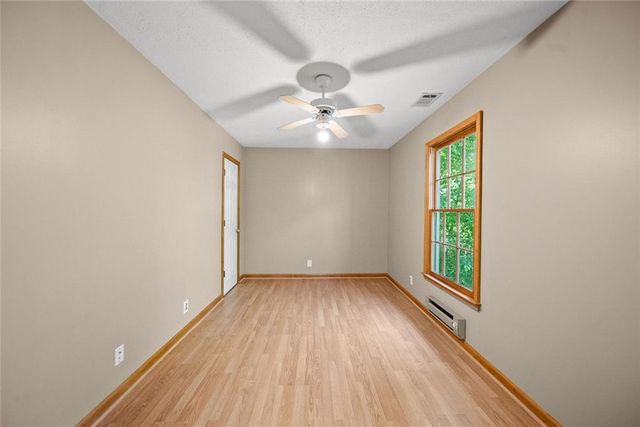 3933 Marguerite Drive NW, Acworth, GA 30101
