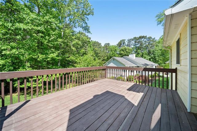 3933 Marguerite Drive NW, Acworth, GA 30101