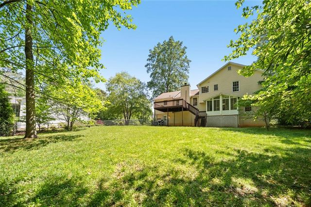 3933 Marguerite Drive NW, Acworth, GA 30101
