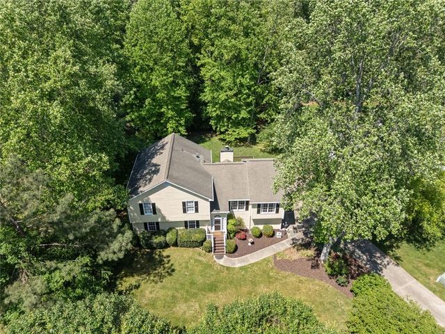 3933 Marguerite Drive NW, Acworth, GA 30101