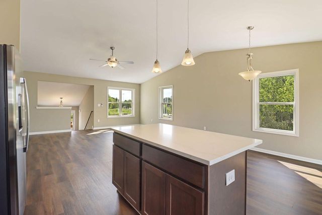 333 Parker DRIVE, Genoa City, WI 53128
