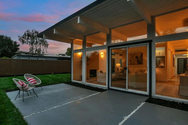 642 Appleberry Drive, San Rafael, CA 94903