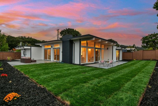 642 Appleberry Drive, San Rafael, CA 94903