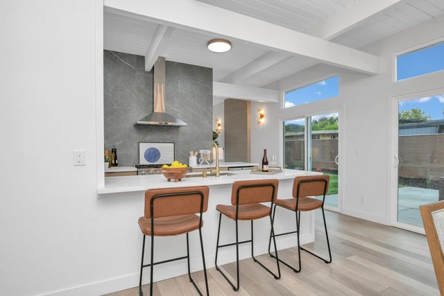 642 Appleberry Drive, San Rafael, CA 94903