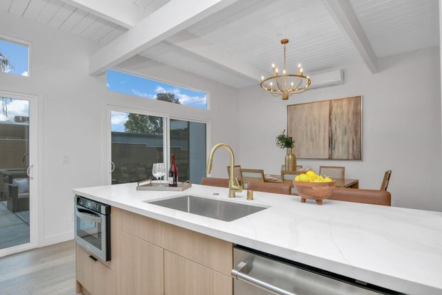 642 Appleberry Drive, San Rafael, CA 94903