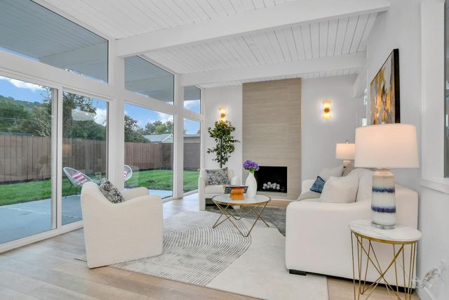 642 Appleberry Drive, San Rafael, CA 94903