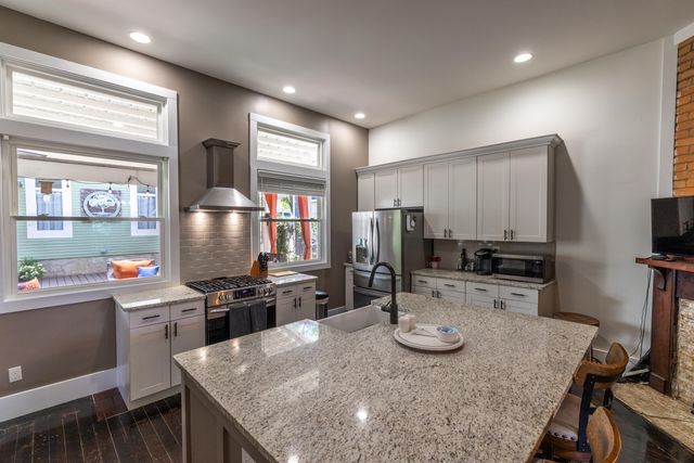 1100 S Greenwood Avenue, Chattanooga, TN 37404