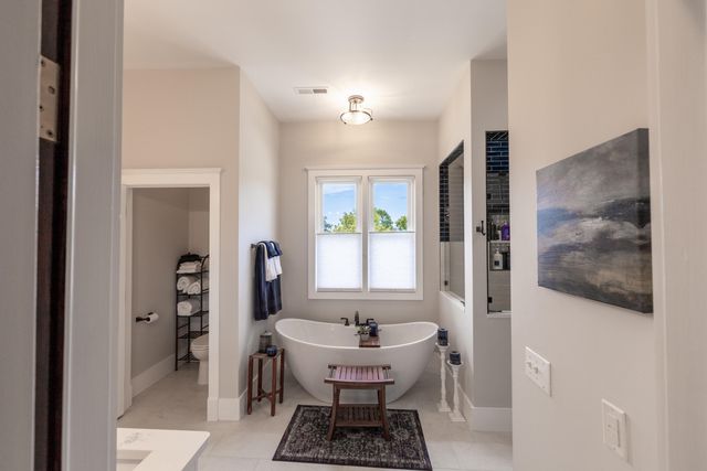 1100 S Greenwood Avenue, Chattanooga, TN 37404