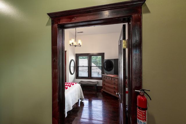 1100 S Greenwood Avenue, Chattanooga, TN 37404