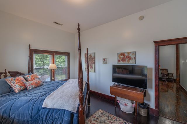 1100 S Greenwood Avenue, Chattanooga, TN 37404