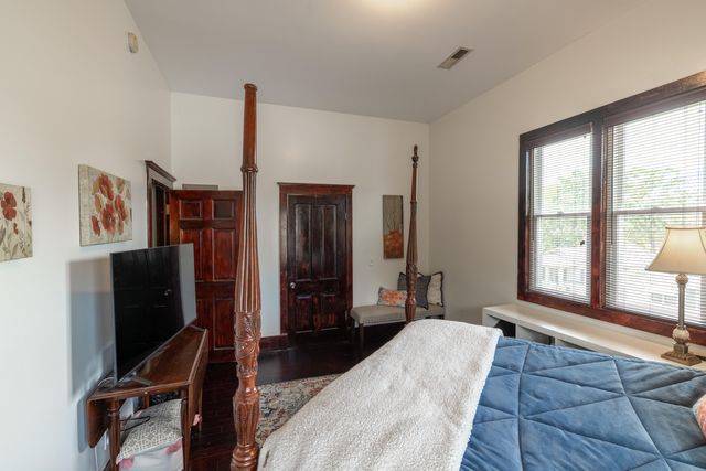 1100 S Greenwood Avenue, Chattanooga, TN 37404