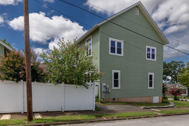 1100 S Greenwood Avenue, Chattanooga, TN 37404