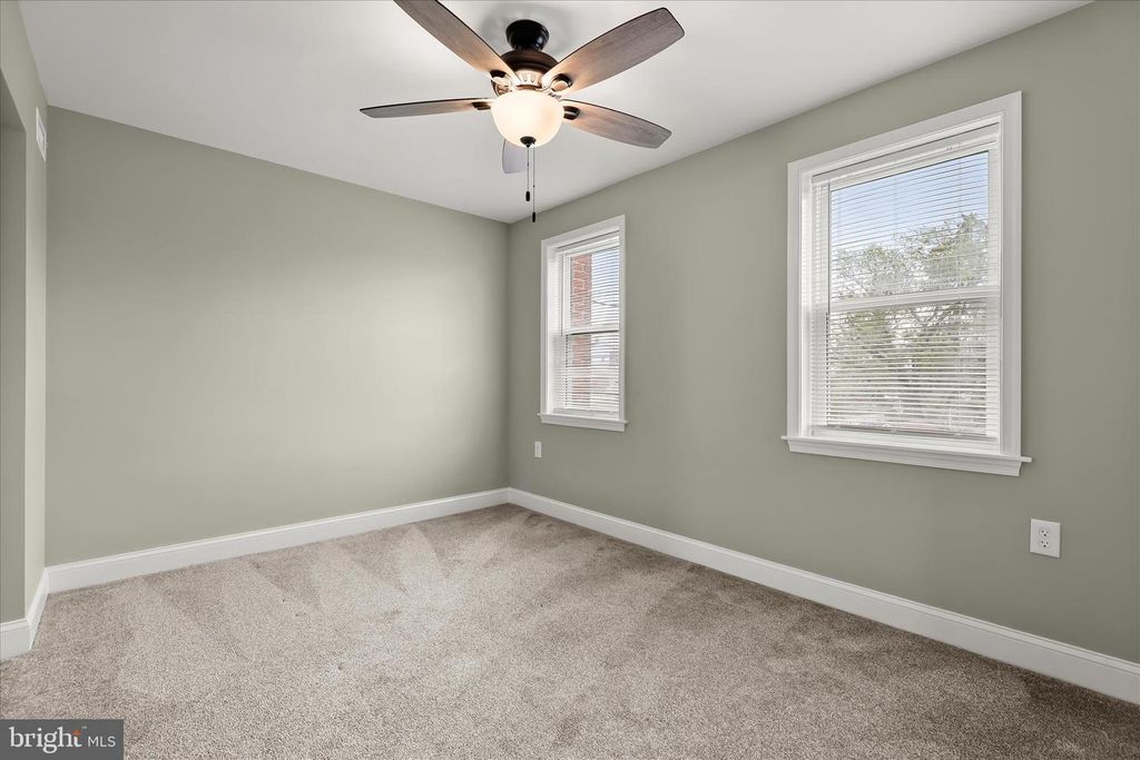 Image 25 of property listing at 3645 CLARENELL RD, Baltimore, MD 21229