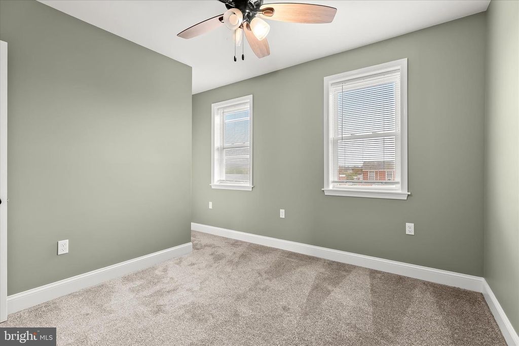 Image 29 of property listing at 3645 CLARENELL RD, Baltimore, MD 21229