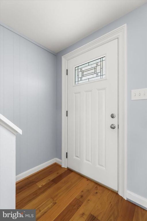 Image 5 of property listing at 3645 CLARENELL RD, Baltimore, MD 21229