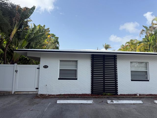 1640 NE 4th Place 2, Fort Lauderdale, FL 33301