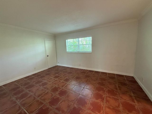 1640 NE 4th Place 2, Fort Lauderdale, FL 33301