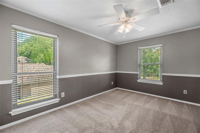 5419 Knoll Terrace Drive, Kingwood, TX 77339