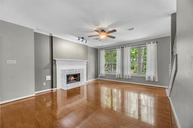 5419 Knoll Terrace Drive, Kingwood, TX 77339