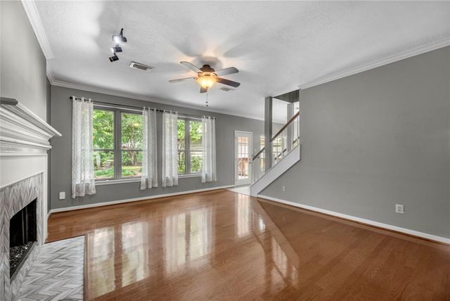 5419 Knoll Terrace Drive, Kingwood, TX 77339