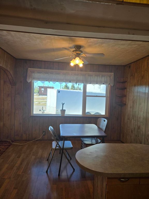 1322 Broadway ST, Lewistown, MT 59457 photo 5