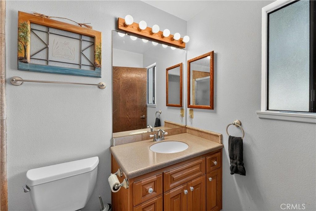 Image 25 of property listing at 18666 Bert Road, Riverside, CA 92508