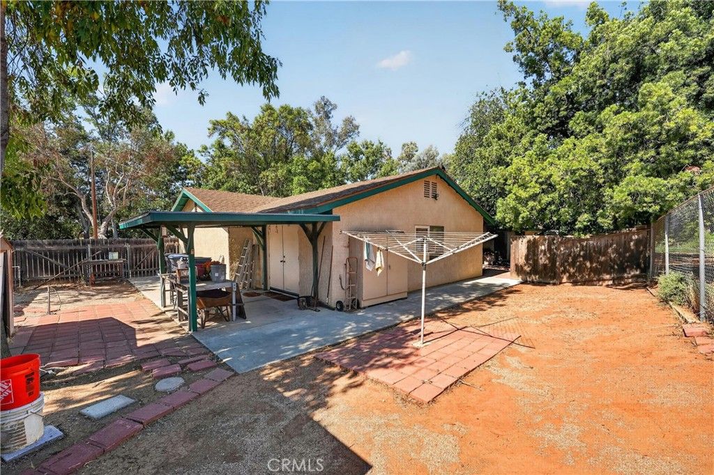 Image 44 of property listing at 18666 Bert Road, Riverside, CA 92508