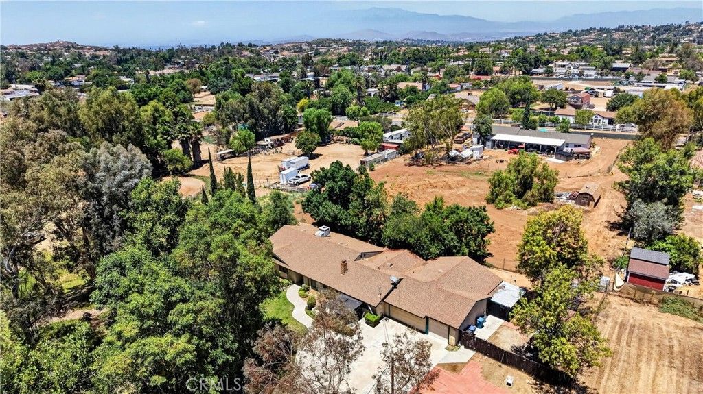 Image 65 of property listing at 18666 Bert Road, Riverside, CA 92508