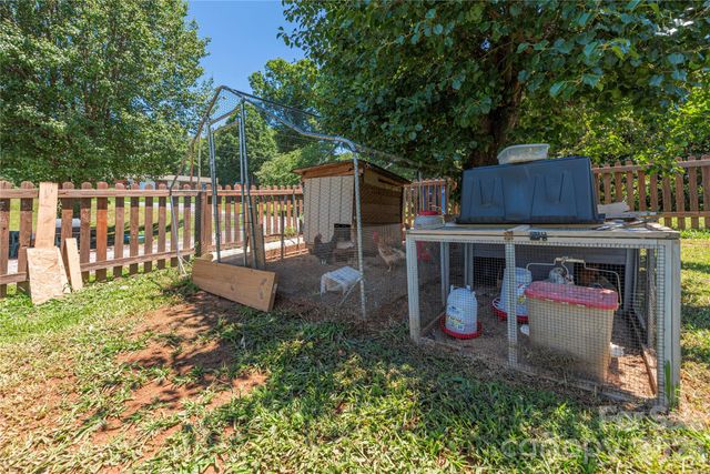 99 Young Drive, Candler, NC 28715