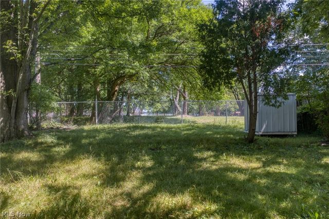 7317 Parma Park Boulevard, Parma, OH 44130