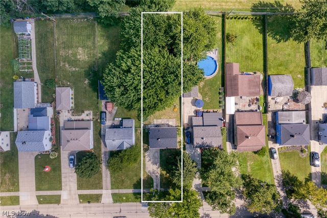 7317 Parma Park Boulevard, Parma, OH 44130