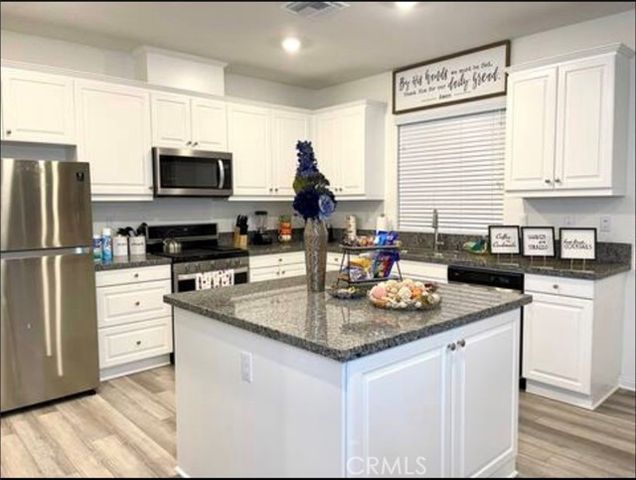 7815 Montecito, Riverside, CA 92507