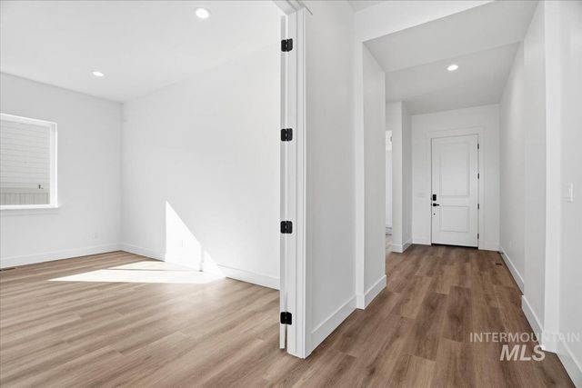 2208 N Kenora Ave, Star, ID 83669