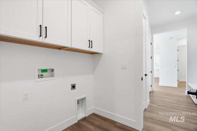 2208 N Kenora Ave, Star, ID 83669