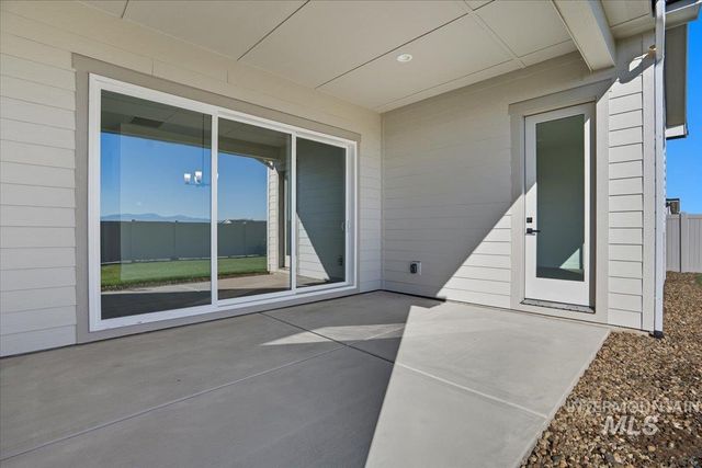 2208 N Kenora Ave, Star, ID 83669