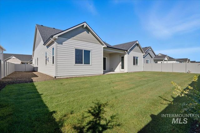 2208 N Kenora Ave, Star, ID 83669