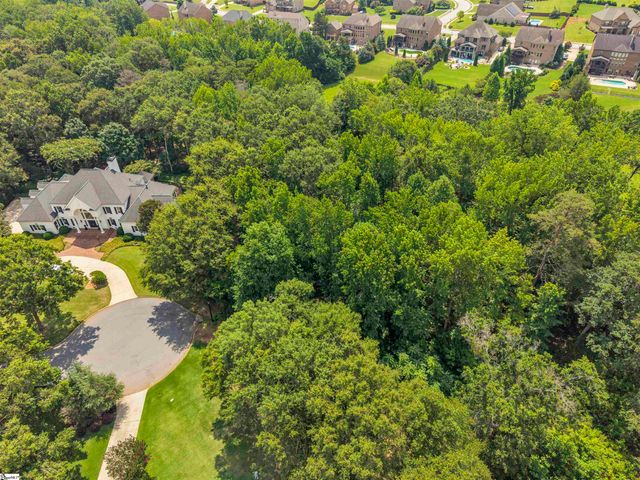 6 Peters Creek Court, Simpsonville, SC 29681