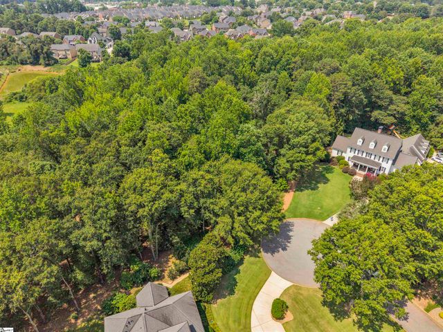 6 Peters Creek Court, Simpsonville, SC 29681