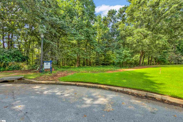 6 Peters Creek Court, Simpsonville, SC 29681