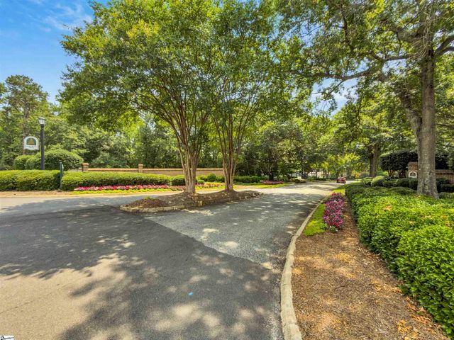 6 Peters Creek Court, Simpsonville, SC 29681