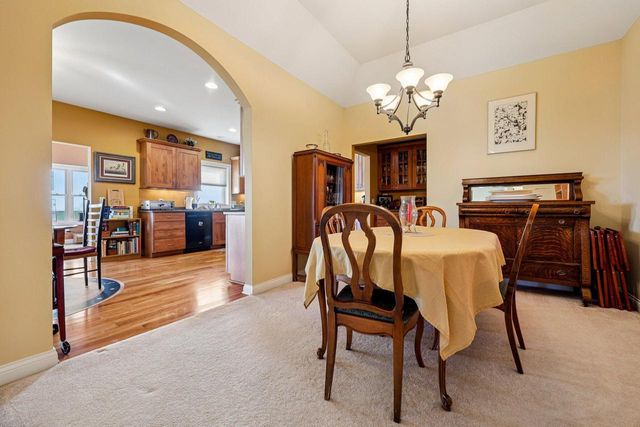 320 S Boulder Ridge DRIVE, Lake Geneva, WI 53147