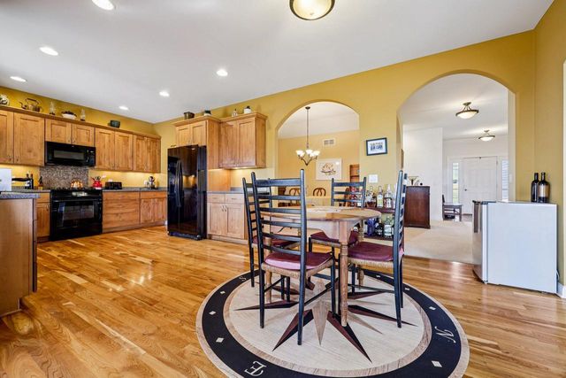 320 S Boulder Ridge DRIVE, Lake Geneva, WI 53147