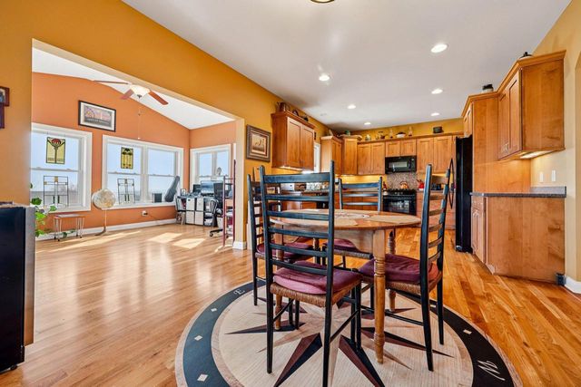 320 S Boulder Ridge DRIVE, Lake Geneva, WI 53147