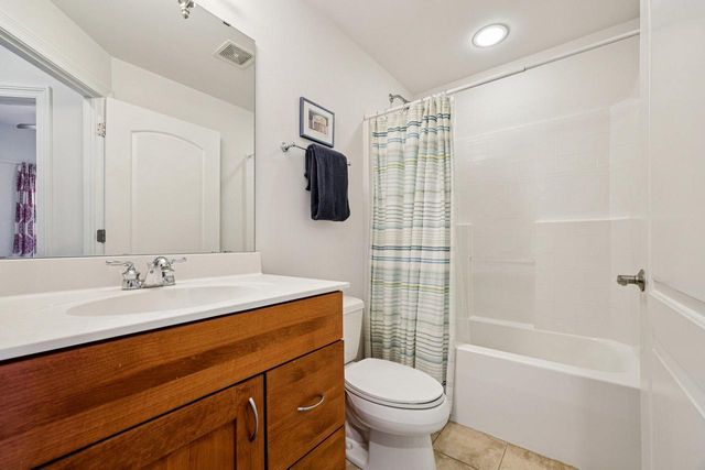 320 S Boulder Ridge DRIVE, Lake Geneva, WI 53147