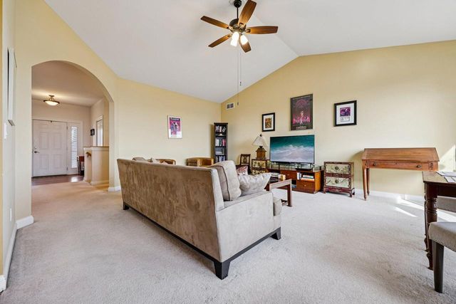 320 S Boulder Ridge DRIVE, Lake Geneva, WI 53147