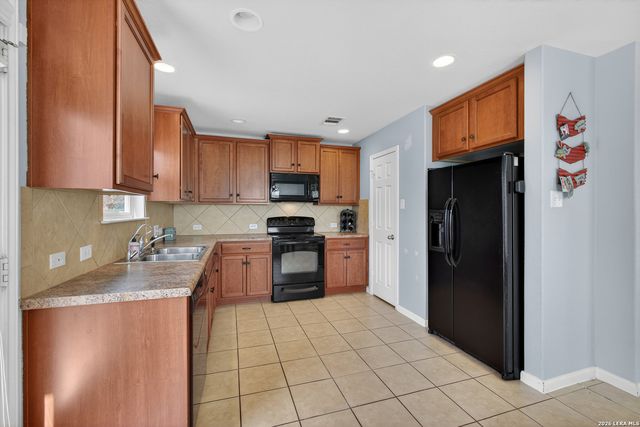 2408 Kolton Str, New Braunfels, TX 78130