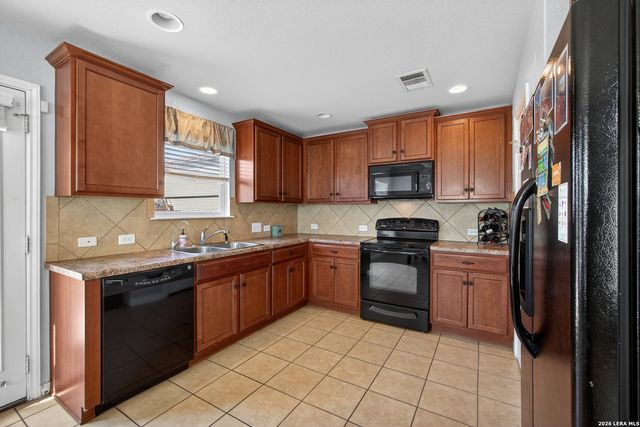 2408 Kolton Str, New Braunfels, TX 78130