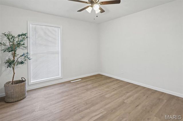 73 Bedford Drive, Belleville, IL 62226