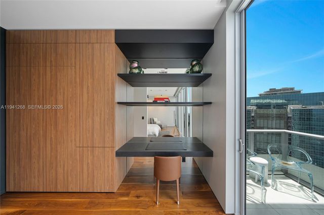 1300 Brickell Bay Dr 4401, Miami, FL 33131